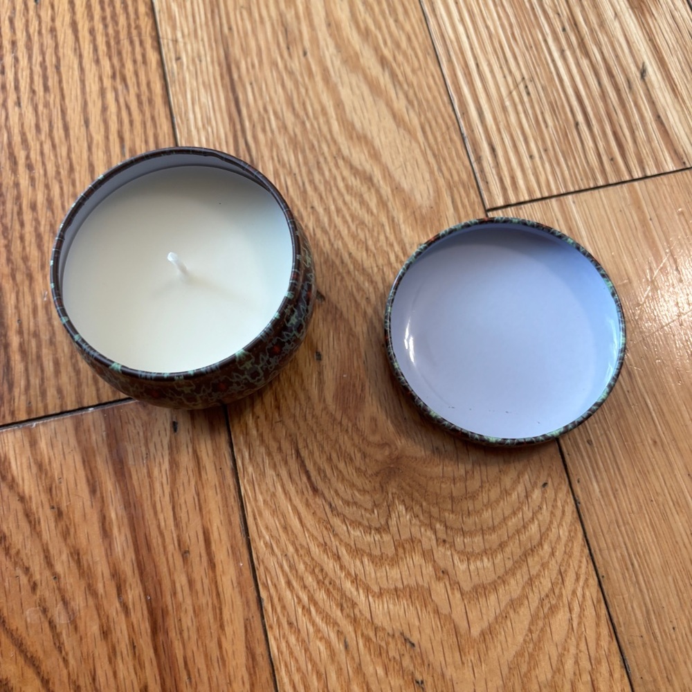 Dark Brown Scented Zodiac Candle